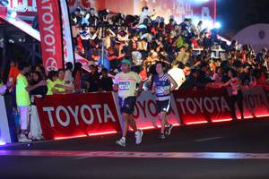 BIB: 43453, 33296
                            <button type="button" onclick="openModal(23214997)" class="btn btn-primary btn-sm float-right btn-popup" data-toggle="modal" data-target=".modal-high-quality">
                        <i class="fas fa-shopping-cart"></i> Add to Cart
                    </button>
                                            <button type="button" onclick="isThisMe(23214997, true)" class="btn btn-success btn-sm float-right btn-popup btn-isme hidden" data-toggle="tooltip" data-placement="bottom" title="นี่คือรูปของคุณใช่ไหม คลิกที่นี่เพื่อเอาเข้าอัลบั้ม">
                        <i class="fas fa-plus"></i> Add to album
                    </button>
                    <button type="button" onclick="isThisMe(23214997, false)" class="btn btn-warning btn-sm float-right btn-popup btn-isnotme hidden">
                        <i class="fas fa-ban"></i> Remove from album
                    </button>